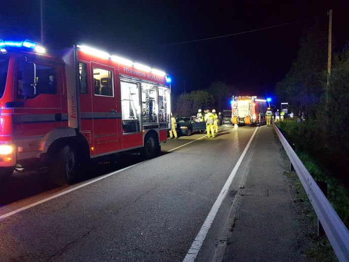 Einsatz Nr. 104 Hilfe 1 Gasgeruch nach Verkehrsunfall