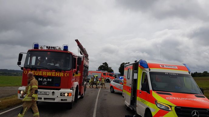 Einsatz Nr. 261 Hilfe 1 Verkehrsunfall