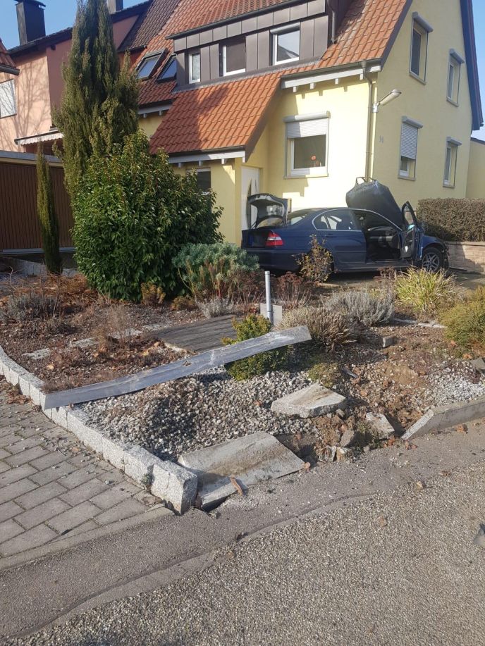 Einsatz Nr. 021 Hilfe 1 Verkehrsunfall