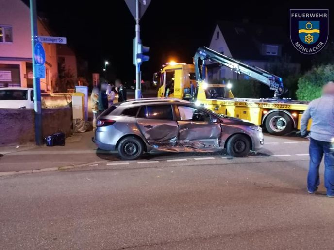 Einsatz Nr. 224 Hilfe 2 Verkehrsunfall mit zwei PKW