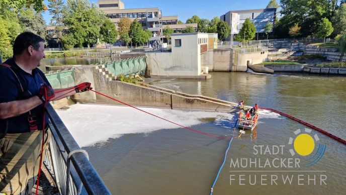 Einsatz Nr. 235 Hilfe 0 Rückbau Ölsicherungsmaßnahmen 