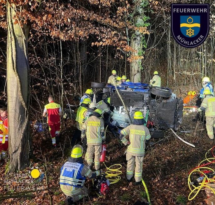 Einsatz Nr. 330 Hilfe 2 Verkehrsunfall